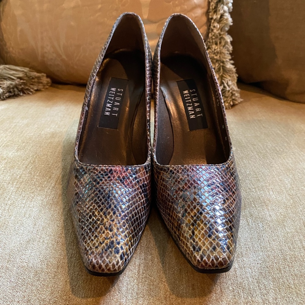 Brand New. Stuart Weitzman snakeskin pumps.